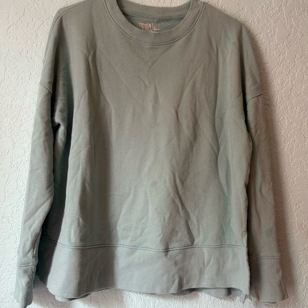 Time and Tru Sage Green Crewneck Sweater